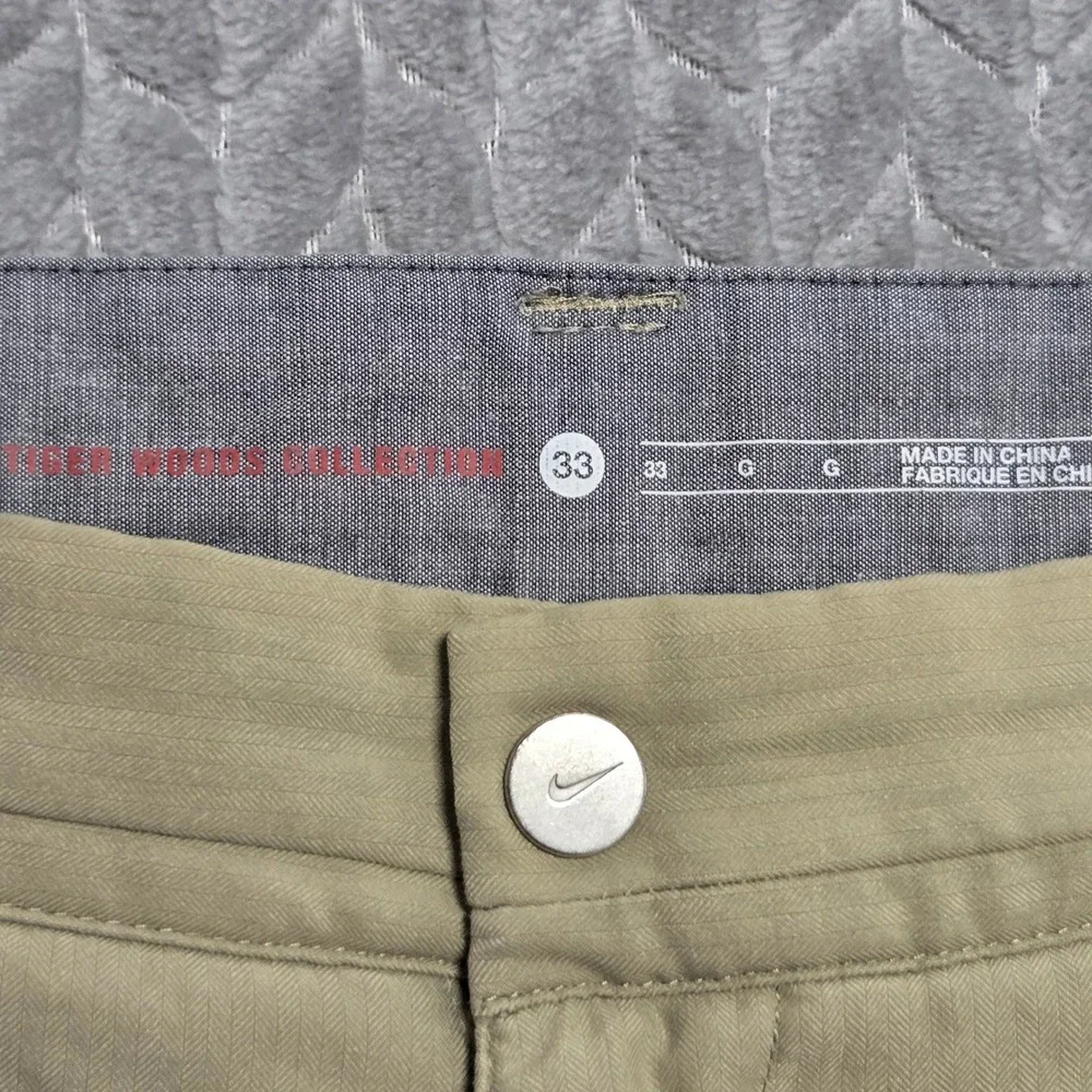 Nike Tiger‎ Woods Collection Practice Mens 33 Khaki Golf Shorts Herringbone